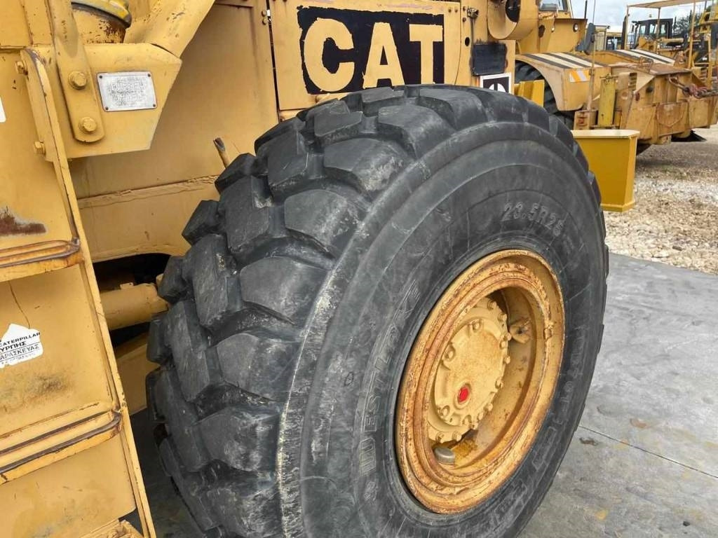 Máy xúc lật bánh lốp CAT 966 C: hình 22