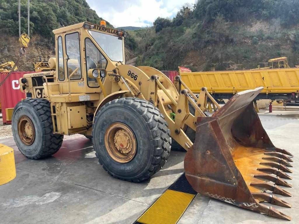 Máy xúc lật bánh lốp CAT 966 C: hình 17