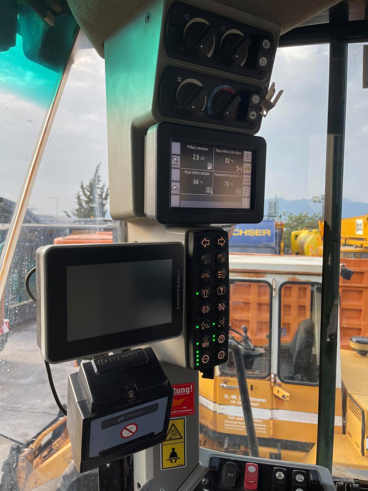 Máy xúc lật bánh lốp CAT 966M: hình 16