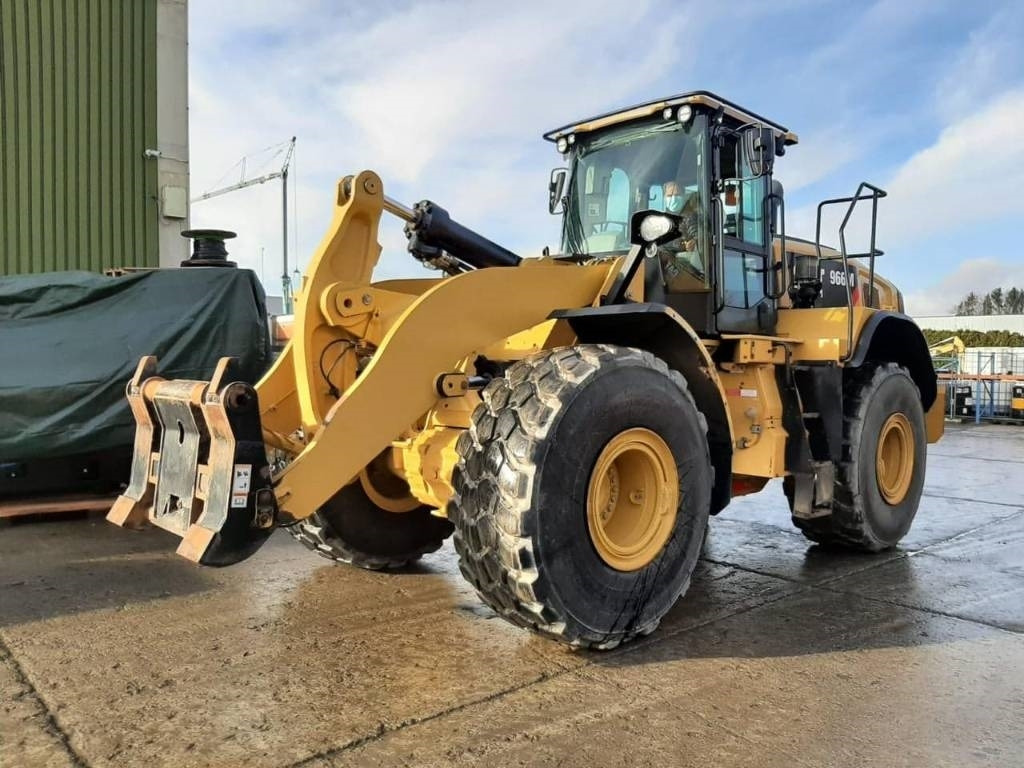 CAT 966MII - Máy xúc lật bánh lốp: hình 1 CAT 966MII - Máy xúc lật bánh lốp: hình 1