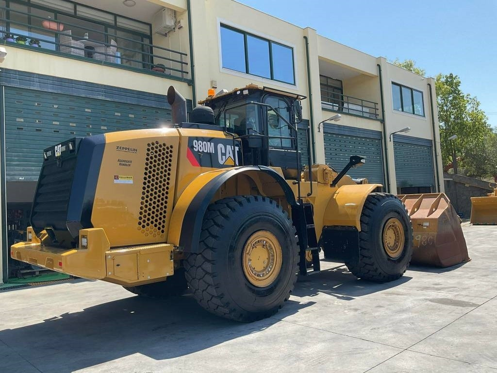 CAT 980M - Máy xúc lật bánh lốp: hình 5 CAT 980M - Máy xúc lật bánh lốp: hình 5