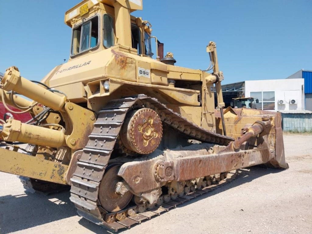 CAT D 9 L - Máy ủi: hình 1 CAT D 9 L - Máy ủi: hình 1