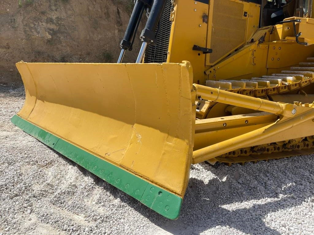 CAT D9N - Máy ủi: hình 1 CAT D9N - Máy ủi: hình 1