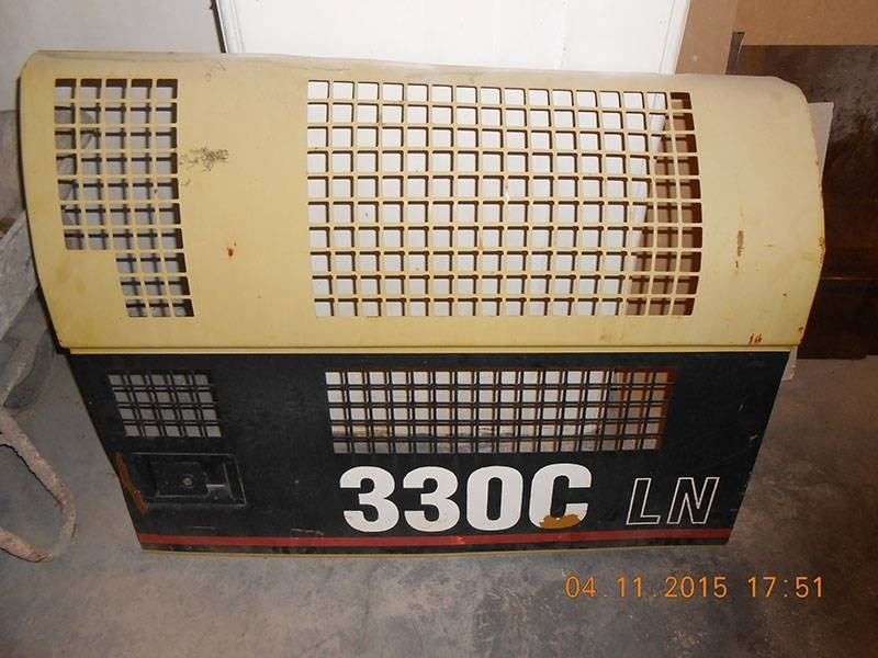 CAT REAL LEFT SIDE DOOR FOR CATERPILLAR 330CLN - Cửa và phụ tùng cho Máy móc xây dựng: hình 1 CAT REAL LEFT SIDE DOOR FOR CATERPILLAR 330CLN - Cửa và phụ tùng cho Máy móc xây dựng: hình 1