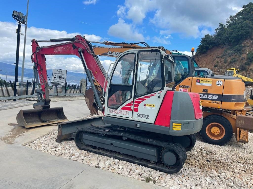 Neuson 8002 RDU - Máy xúc bánh xích: hình 3 Neuson 8002 RDU - Máy xúc bánh xích: hình 3