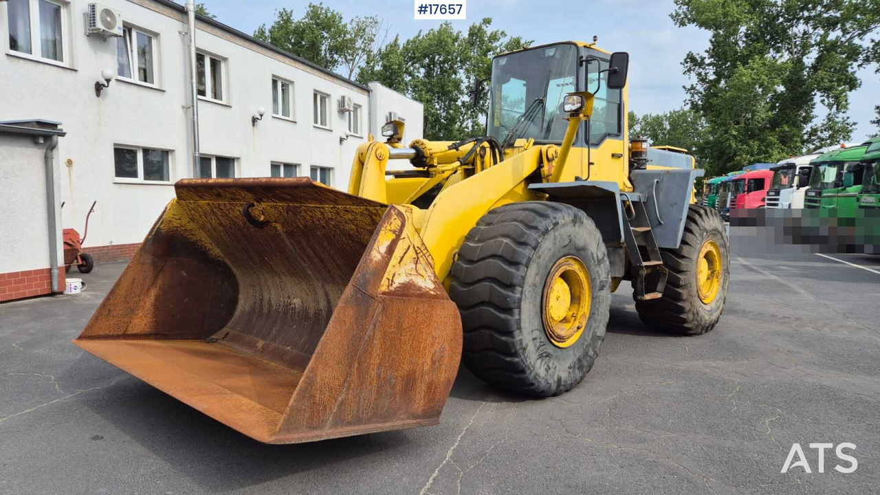 2000 Komatsu WA420-3H - Máy xúc lật bánh lốp: hình 3 2000 Komatsu WA420-3H - Máy xúc lật bánh lốp: hình 3