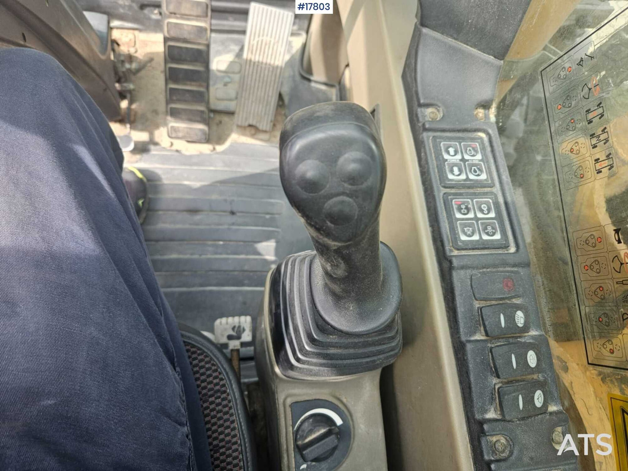 Máy xúc bánh lốp 2008 Case  WX 165: hình 12