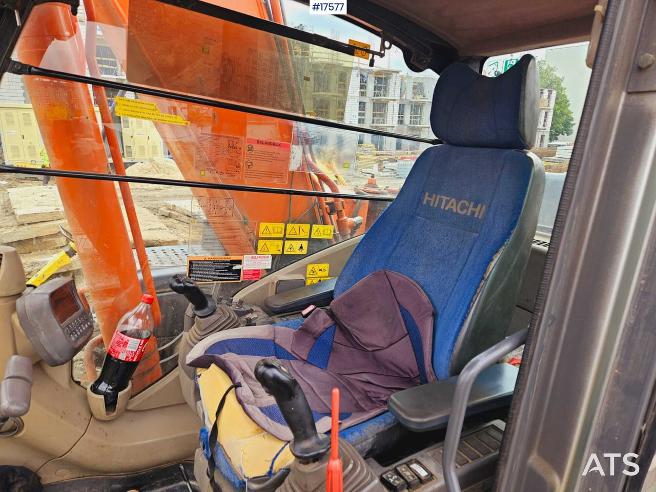 Máy xúc bánh xích 2011 Hitachi Zaxis 250 LC: hình 17 Máy xúc bánh xích 2011 Hitachi Zaxis 250 LC: hình 17