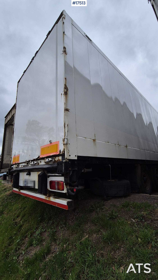 Truck semi-trailer, isothermal KRONE SD (2008) - Sơ mi rơ moóc mui bạt: hình 4 Truck semi-trailer, isothermal KRONE SD (2008) - Sơ mi rơ moóc mui bạt: hình 4