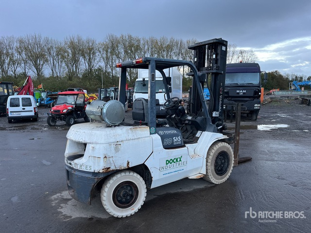 2002 Toyota 02-7FDA50 Forklift - Xe nâng diesel: hình 3 2002 Toyota 02-7FDA50 Forklift - Xe nâng diesel: hình 3