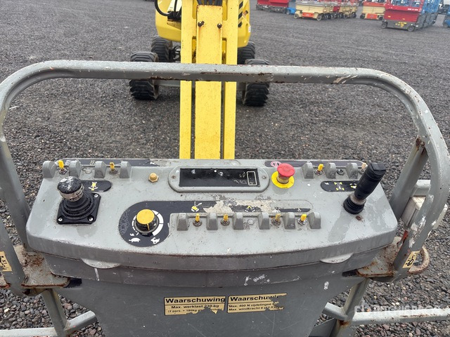 2005 JLG 510 4WD Diesel Articulating Boom Lift - Xe nâng người nhiều khớp nối: hình 4 2005 JLG 510 4WD Diesel Articulating Boom Lift - Xe nâng người nhiều khớp nối: hình 4