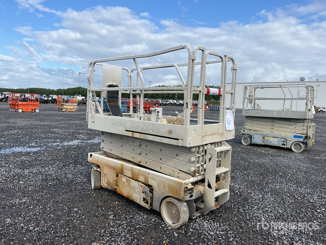 2008 Genie GS-2646 Electric Scissor Lift - Máy nâng người hình kéo: hình 4 2008 Genie GS-2646 Electric Scissor Lift - Máy nâng người hình kéo: hình 4