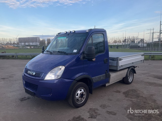 2010 Iveco 40C18 4x2 Van Truck - Xe tải hộp: hình 1 2010 Iveco 40C18 4x2 Van Truck - Xe tải hộp: hình 1