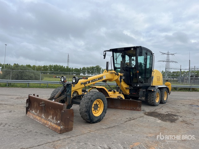 2011 New Holland F106.7A AWD Motor Grader - Dàn băm cỏ/ Mulcher: hình 1 2011 New Holland F106.7A AWD Motor Grader - Dàn băm cỏ/ Mulcher: hình 1