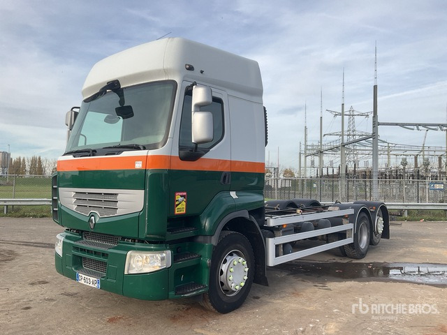 2012 Renault Premium 6x2 Sleeper Cab and Chassis - Xe tải khung gầm: hình 2 2012 Renault Premium 6x2 Sleeper Cab and Chassis - Xe tải khung gầm: hình 2