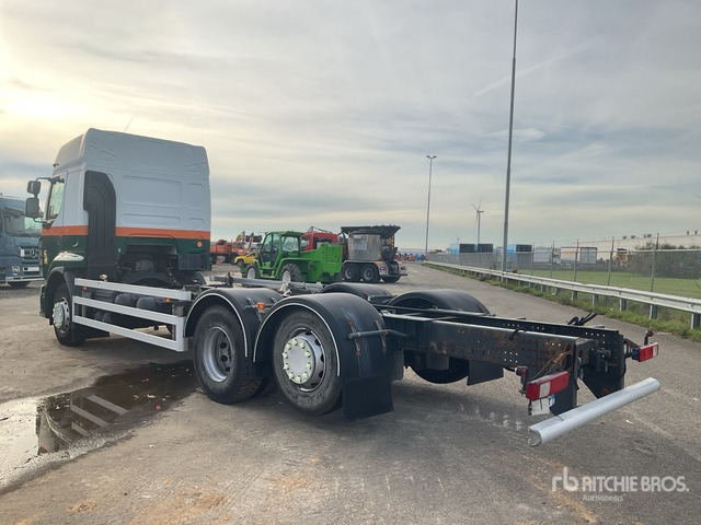 2012 Renault Premium 6x2 Sleeper Cab and Chassis - Xe tải khung gầm: hình 4 2012 Renault Premium 6x2 Sleeper Cab and Chassis - Xe tải khung gầm: hình 4