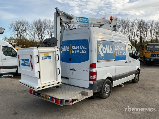 2013 Mercedes-Benz 2013 Danilift P130V Articulated ... Boom Truck - Nền bục trên không gắn trên xe tải: hình 4 2013 Mercedes-Benz 2013 Danilift P130V Articulated ... Boom Truck - Nền bục trên không gắn trên xe tải: hình 4