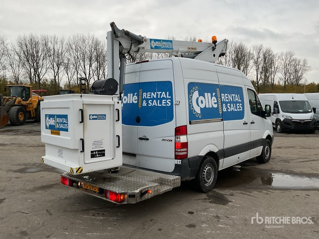 2013 Mercedes-Benz 2013 Danilift P130V Straight Bo ... Boom Truck - Nền bục trên không gắn trên xe tải: hình 3 2013 Mercedes-Benz 2013 Danilift P130V Straight Bo ... Boom Truck - Nền bục trên không gắn trên xe tải: hình 3