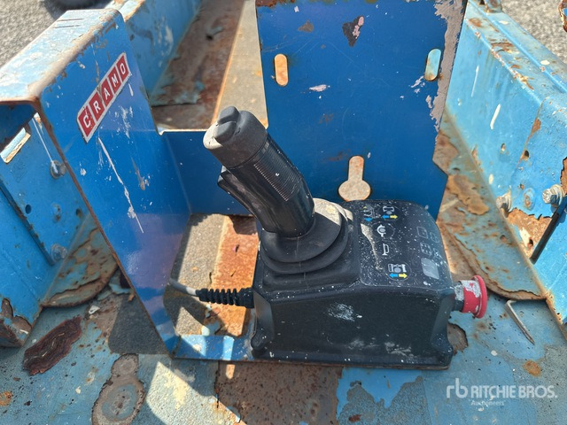 2014 Genie GS-1530 Electric Scissor Lift - Máy nâng người hình kéo: hình 5 2014 Genie GS-1530 Electric Scissor Lift - Máy nâng người hình kéo: hình 5