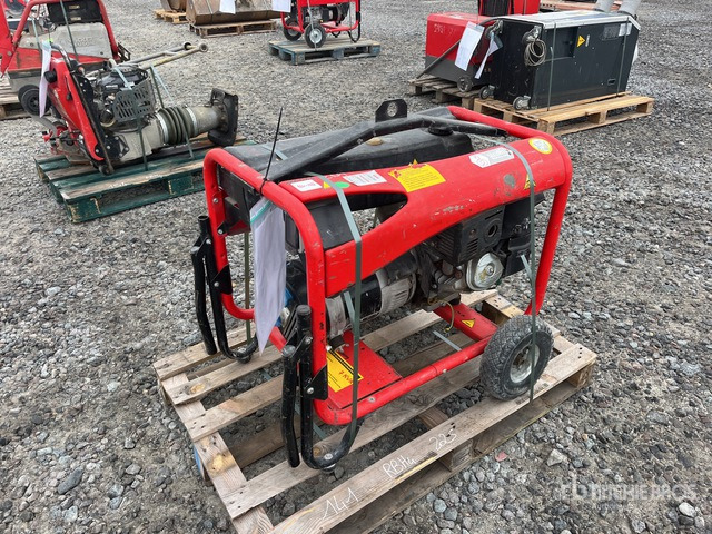 2014 Sdmo Perform 6500 XL Rental Equipment Generator Set - Bộ phát điện: hình 4 2014 Sdmo Perform 6500 XL Rental Equipment Generator Set - Bộ phát điện: hình 4