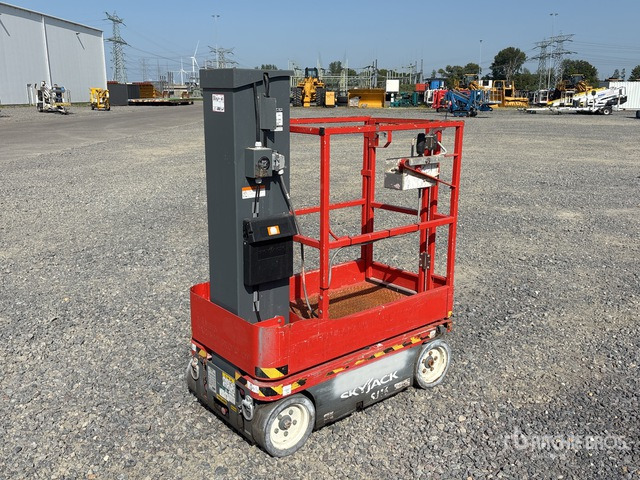 2014 Skyjack SJ16 Vertical Mast Lift - Máy nâng người thẳng đứng: hình 1 2014 Skyjack SJ16 Vertical Mast Lift - Máy nâng người thẳng đứng: hình 1