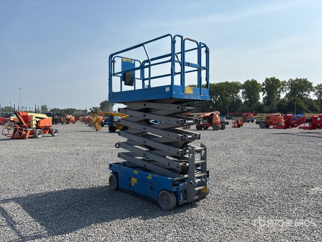 2015 Genie GS-4047 Electric Scissor Lift - Máy nâng người hình kéo: hình 4 2015 Genie GS-4047 Electric Scissor Lift - Máy nâng người hình kéo: hình 4