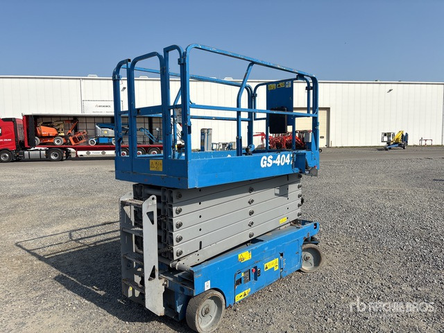 2015 Genie GS-4047 Electric Scissor Lift - Máy nâng người hình kéo: hình 3 2015 Genie GS-4047 Electric Scissor Lift - Máy nâng người hình kéo: hình 3