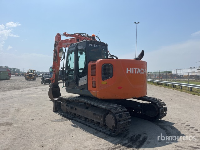 2016 Hitachi ZX135US-5B Tracked Excavator - Máy xúc bánh xích: hình 3 2016 Hitachi ZX135US-5B Tracked Excavator - Máy xúc bánh xích: hình 3