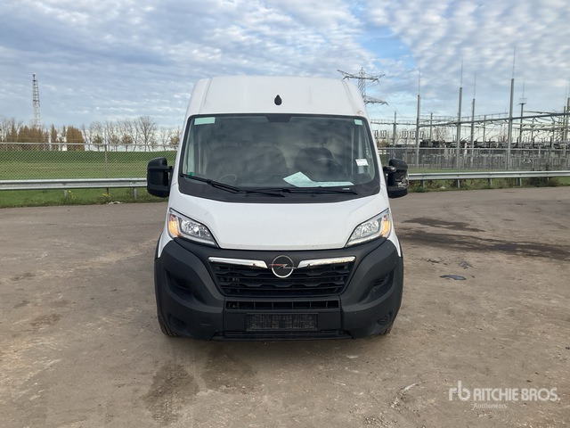 2022 Opel Movano Passenger Van - Xe bus mini, Xe van chở khách: hình 4 2022 Opel Movano Passenger Van - Xe bus mini, Xe van chở khách: hình 4