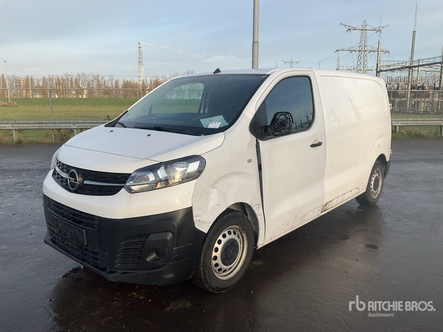 2022 Opel Vivaro Passenger Van - Xe bus mini, Xe van chở khách: hình 1 2022 Opel Vivaro Passenger Van - Xe bus mini, Xe van chở khách: hình 1