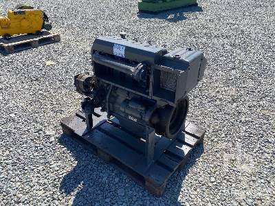 DEUTZ F4L912 - Động cơ: hình 3 DEUTZ F4L912 - Động cơ: hình 3