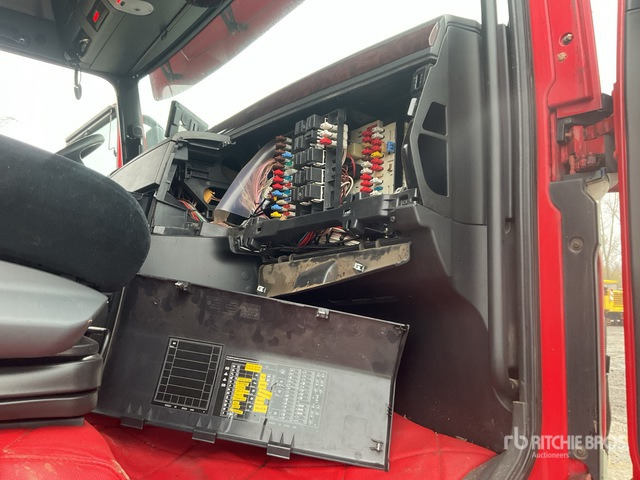 MAN TGX 35.540 Hooklift Truck - Xe tải nâng móc: hình 5 MAN TGX 35.540 Hooklift Truck - Xe tải nâng móc: hình 5