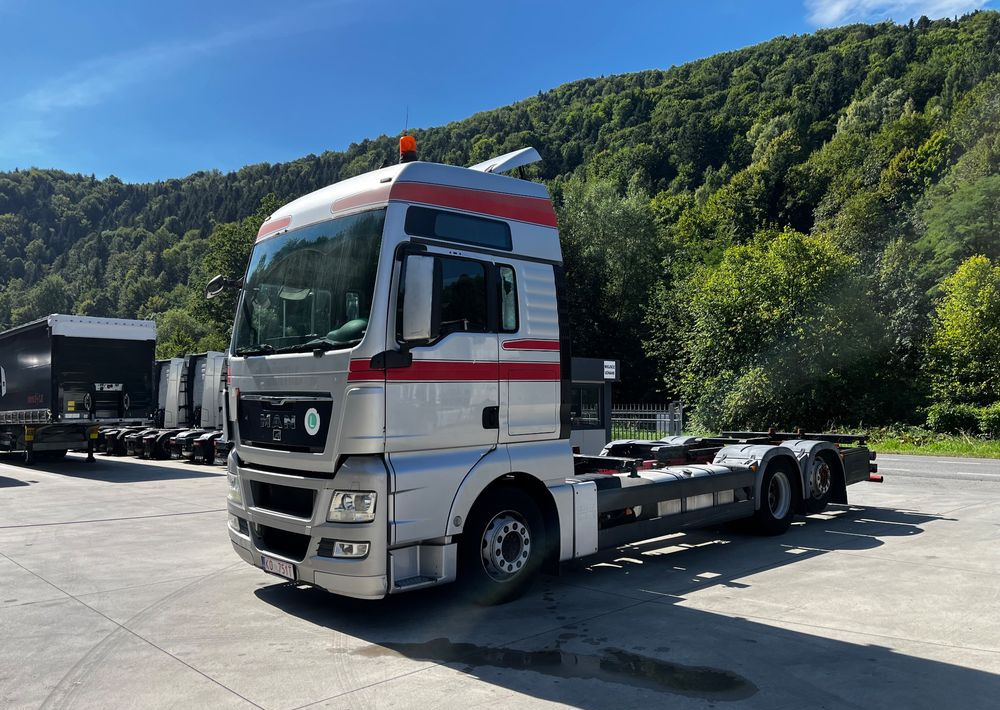 MAN TGX 18.480 // Euro 5 // 6x2 // BDF // Cały na poduszkach // Automat // - Xe tải khung gầm: hình 1 MAN TGX 18.480 // Euro 5 // 6x2 // BDF // Cały na poduszkach // Automat // - Xe tải khung gầm: hình 1