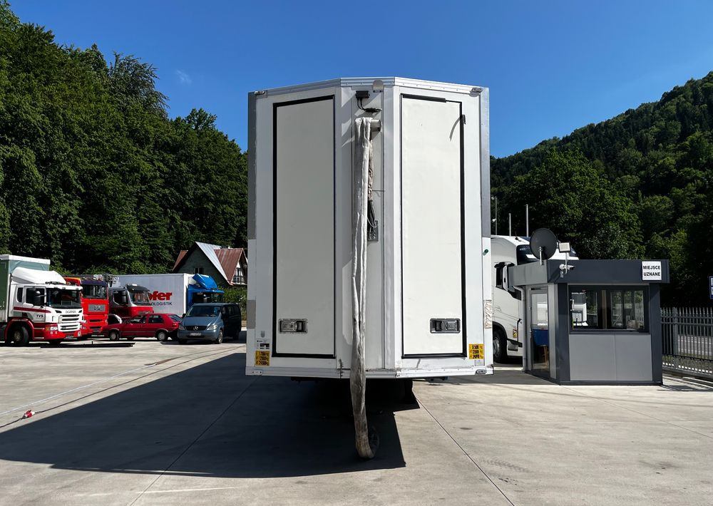 Pezzaioli HMK Industri // Do przewozu zwierząt // 2004 Rok // 3 Pokłady // Waga // Osi skrętne // Oznonacja // - Sơ mi rơ moóc chở gia súc: hình 3 Pezzaioli HMK Industri // Do przewozu zwierząt // 2004 Rok // 3 Pokłady // Waga // Osi skrętne // Oznonacja // - Sơ mi rơ moóc chở gia súc: hình 3