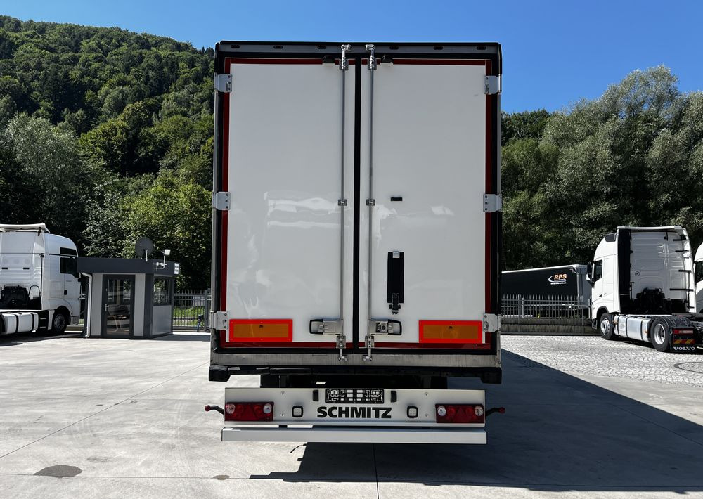 Schmitz Cargobull Chłodnia // 2010 Rok // 2 osie podnoszone // Doppelstock // Kosz paletowy // - Sơ mi rơ moóc đông lạnh: hình 2 Schmitz Cargobull Chłodnia // 2010 Rok // 2 osie podnoszone // Doppelstock // Kosz paletowy // - Sơ mi rơ moóc đông lạnh: hình 2