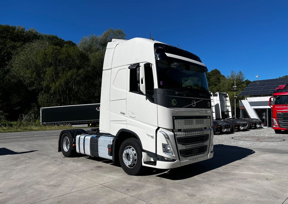 Volvo FH 500 // Zamiana na starszy // EURO 6 // Standard // 2024 Rok // Parkclima // Globe XL // Skóry // Joystick // - Xe đầu kéo: hình 3 Volvo FH 500 // Zamiana na starszy // EURO 6 // Standard // 2024 Rok // Parkclima // Globe XL // Skóry // Joystick // - Xe đầu kéo: hình 3