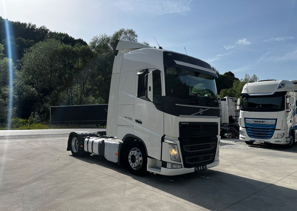 Volvo FH500 // 2016 // Mega // 2 zbiorniki // Z ruchu międzynarodowego // - Xe đầu kéo: hình 3 Volvo FH500 // 2016 // Mega // 2 zbiorniki // Z ruchu międzynarodowego // - Xe đầu kéo: hình 3