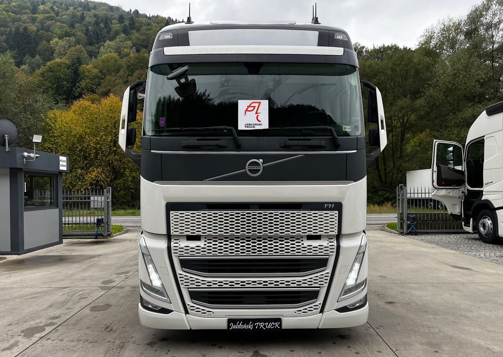 Volvo FH500 // Mega // Zamiana na starszy // 2021 Rok // New Face // Parkclima // Joystick // Serwisowany !!! - Xe đầu kéo: hình 2 Volvo FH500 // Mega // Zamiana na starszy // 2021 Rok // New Face // Parkclima // Joystick // Serwisowany !!! - Xe đầu kéo: hình 2