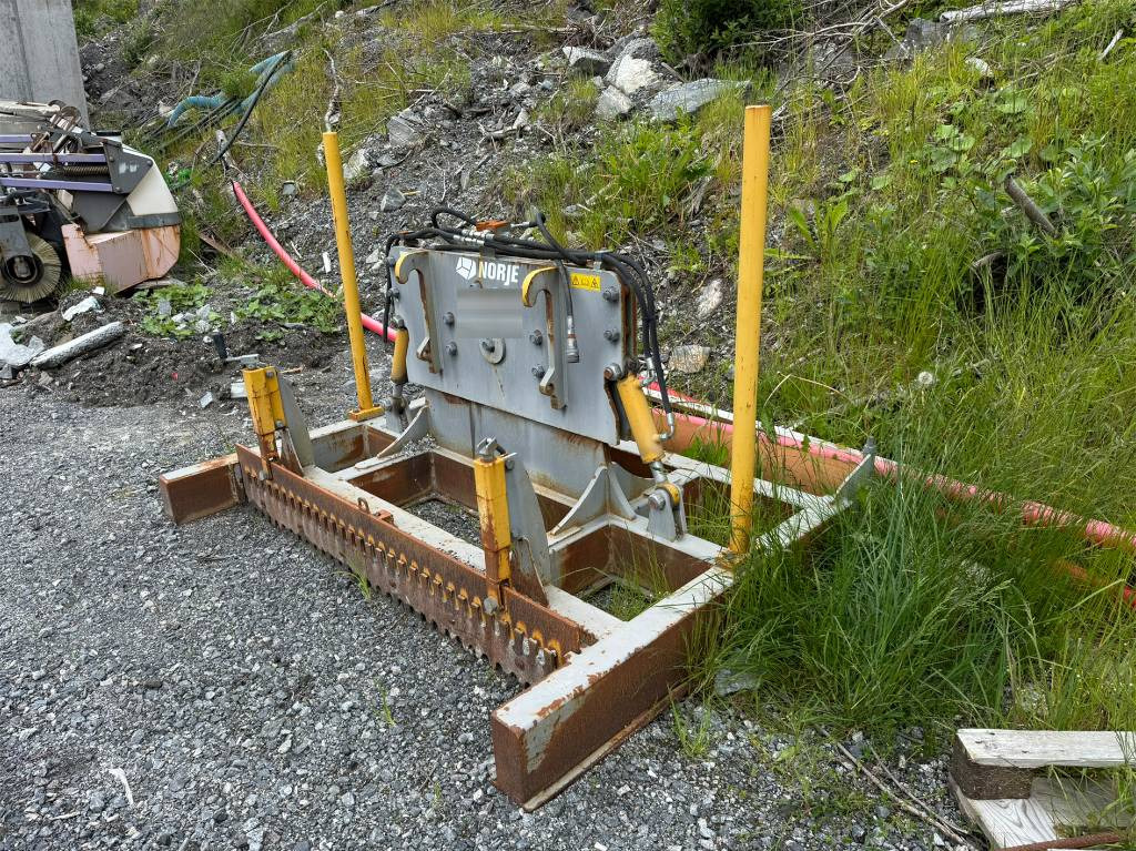 Norje Justeringsbalk - Đính kèm cho Máy móc xây dựng: hình 1 Norje Justeringsbalk - Đính kèm cho Máy móc xây dựng: hình 1