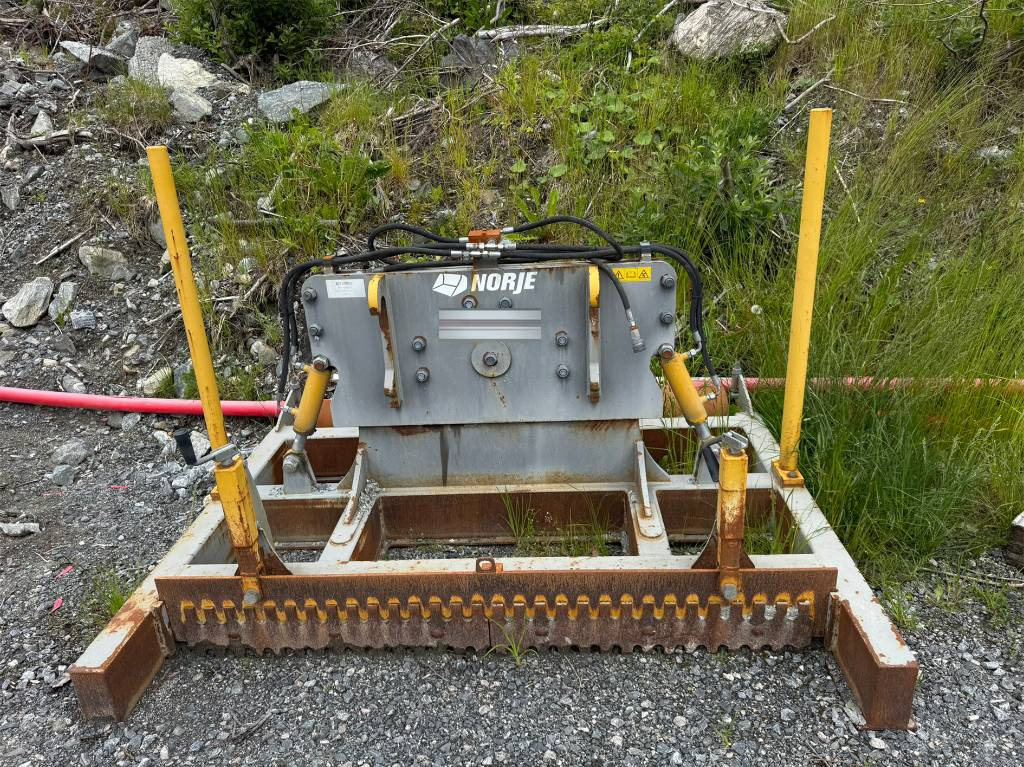 Norje Justeringsbalk - Đính kèm cho Máy móc xây dựng: hình 3 Norje Justeringsbalk - Đính kèm cho Máy móc xây dựng: hình 3