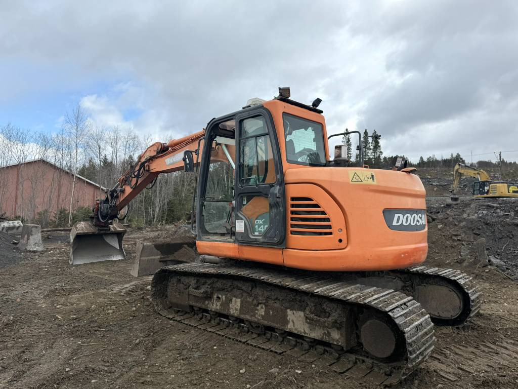 Doosan DX 140 LCR - Máy xúc bánh xích: hình 4 Doosan DX 140 LCR - Máy xúc bánh xích: hình 4