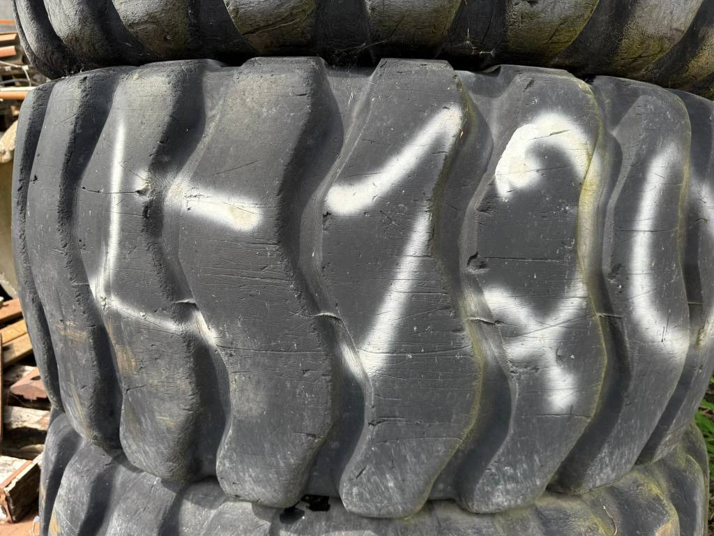 Goodyear 23,5R25 - Lốp: hình 4 Goodyear 23,5R25 - Lốp: hình 4