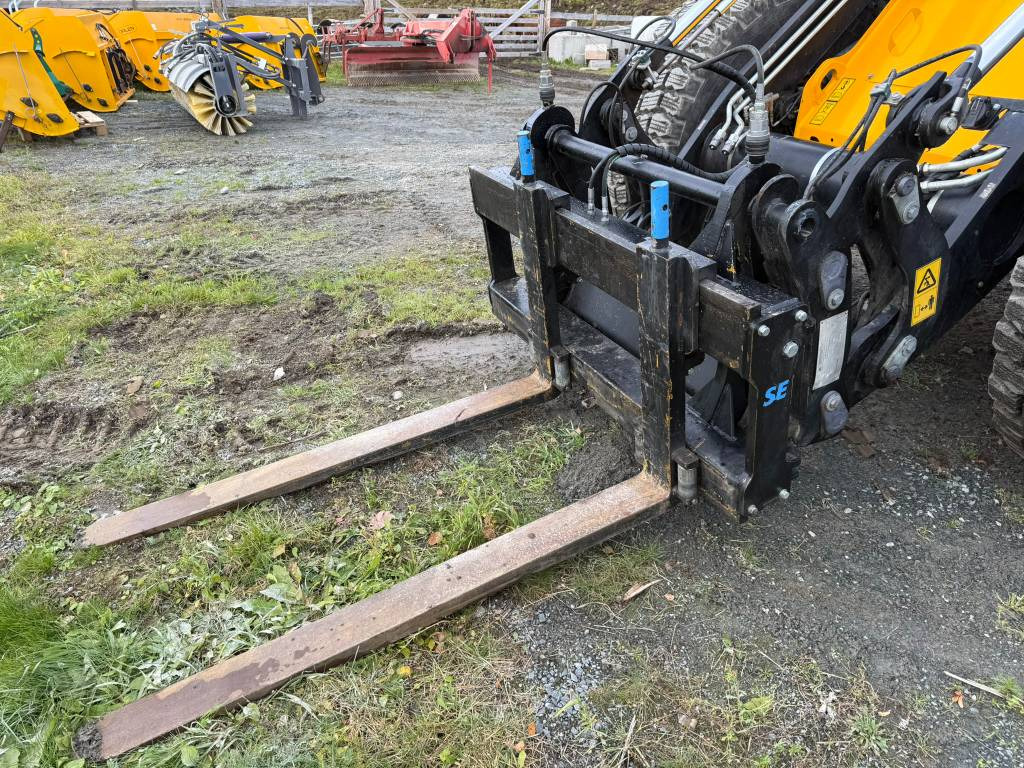 JCB 419 S S5 + REDSKAPER / ATTACHEMENT - Máy xúc lật bánh lốp: hình 3 JCB 419 S S5 + REDSKAPER / ATTACHEMENT - Máy xúc lật bánh lốp: hình 3