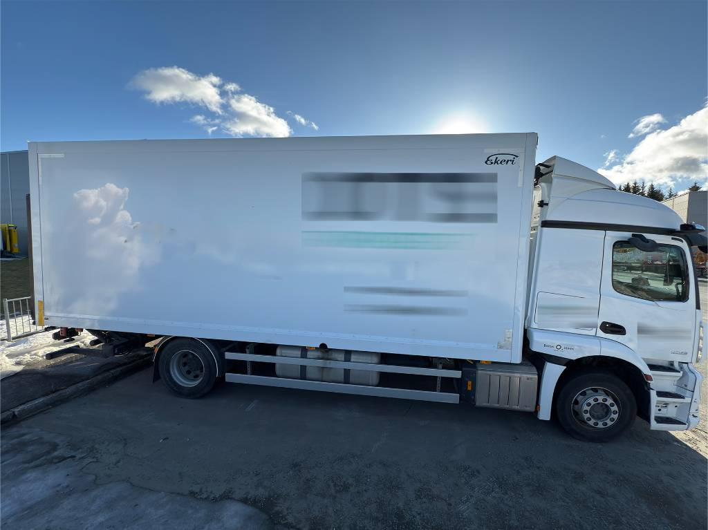 Mercedes-Benz Actros 1833 - Xe tải hộp: hình 4 Mercedes-Benz Actros 1833 - Xe tải hộp: hình 4