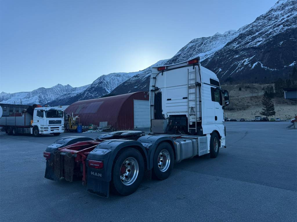 MAN TGX 26.640 6x4 - Xe đầu kéo: hình 5 MAN TGX 26.640 6x4 - Xe đầu kéo: hình 5