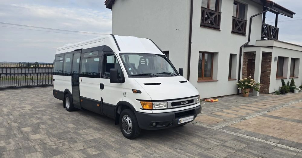 Iveco 50c15 - Xe bus mini, Xe van chở khách: hình 1 Iveco 50c15 - Xe bus mini, Xe van chở khách: hình 1