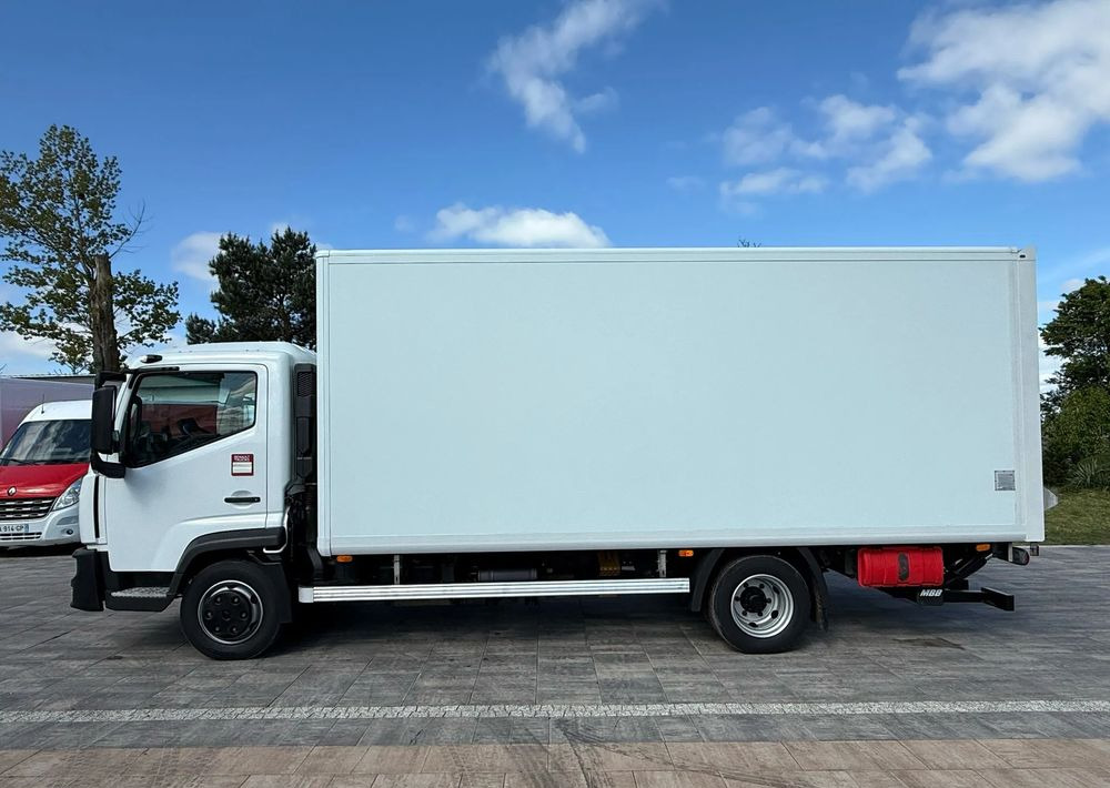Renault D7.5 - Xe tải hộp: hình 5 Renault D7.5 - Xe tải hộp: hình 5