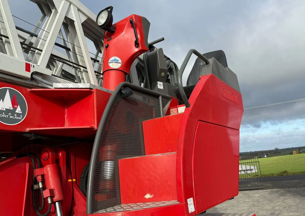 Xe tải cứu hỏa Renault Midlum 210: hình 18 Xe tải cứu hỏa Renault Midlum 210: hình 18