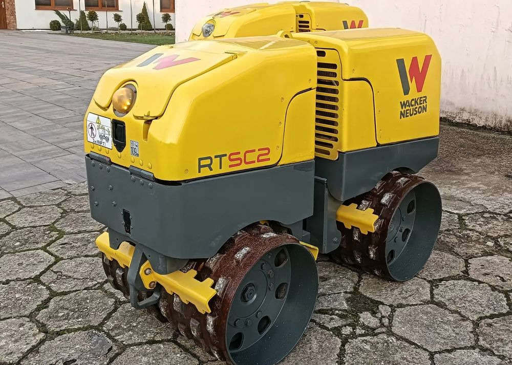Wacker Neuson RTSC2 - Máy lăn nhỏ: hình 1 Wacker Neuson RTSC2 - Máy lăn nhỏ: hình 1