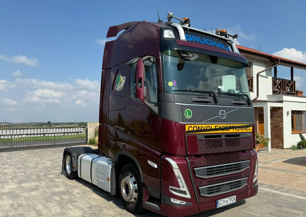 Volvo FH 500 - Xe đầu kéo: hình 2 Volvo FH 500 - Xe đầu kéo: hình 2